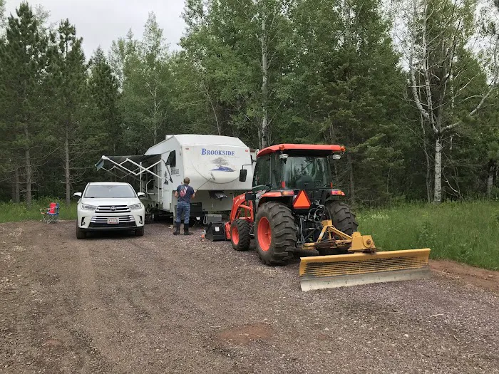 Moosehorn Campground Picture 5