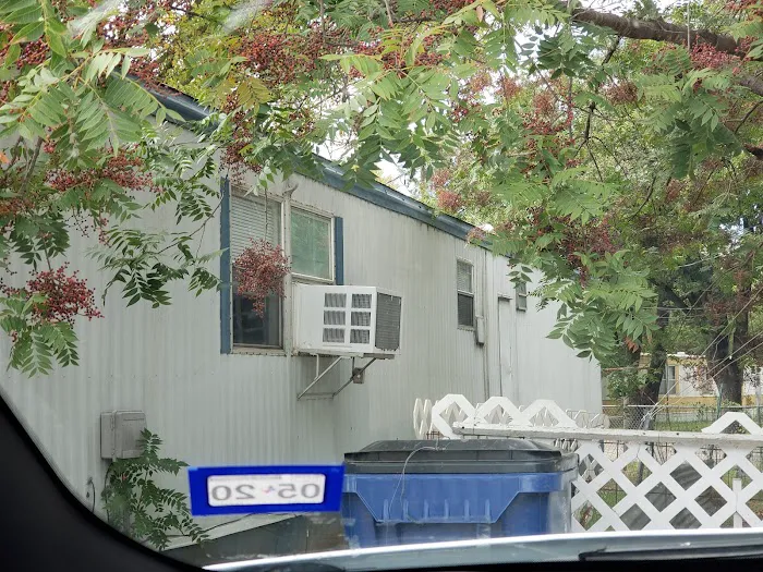 Avalon Mobile Home Park Picture 3