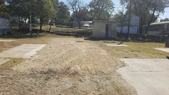 Avalon Mobile Home Park Picture 7
