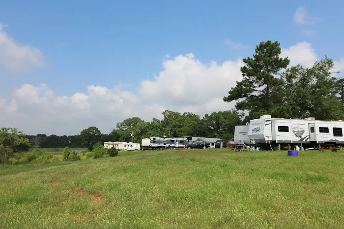 Walnut Pond RV Park Picture 5