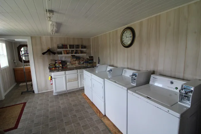 Walnut Pond RV Park Picture 9