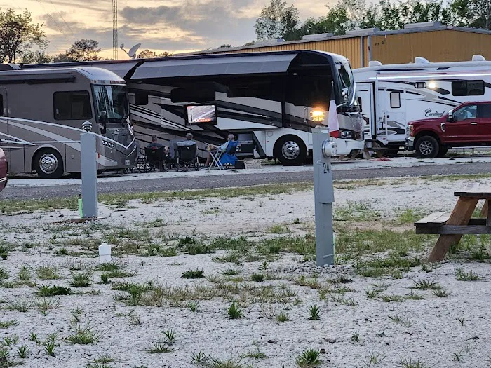 Texas Gold RV Ranch Picture 9
