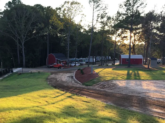 Whipple Tree RV Resort Picture 1