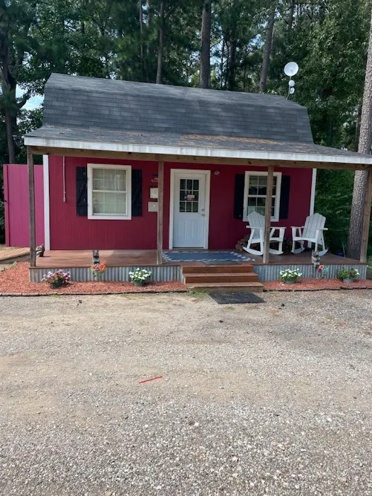 Whipple Tree RV Resort Picture 3