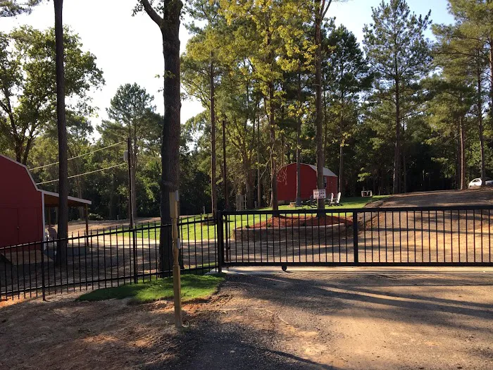 Whipple Tree RV Resort Picture 7