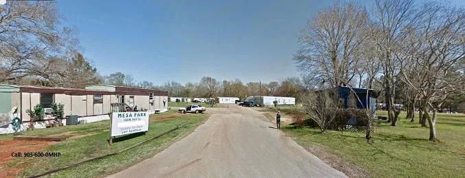 Mesa RV & Mobile Home Park Picture 4