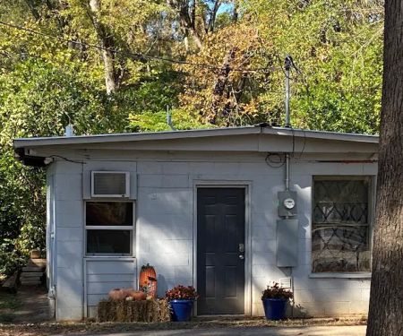 Twin Oaks RV park
