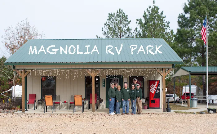 Magnolia RV Park Picture 10