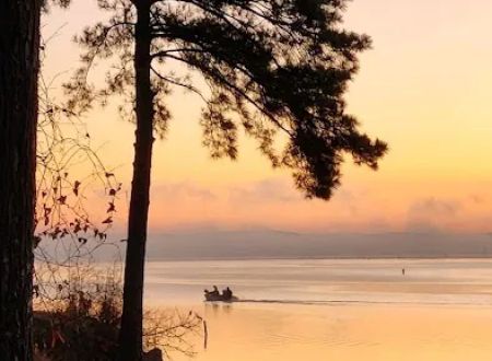 Huxley Bay RV Park & Marina