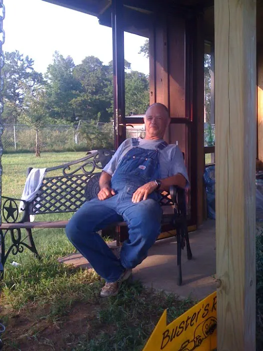 Busters Private RV Park Picture 4