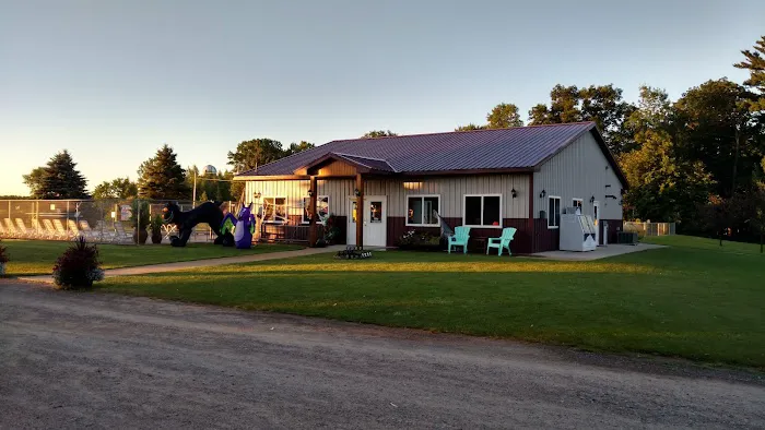 Pete's Retreat Family Campground Picture 8