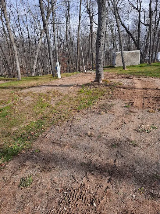Wiggle Room RV Seasonal Campsites Picture 4