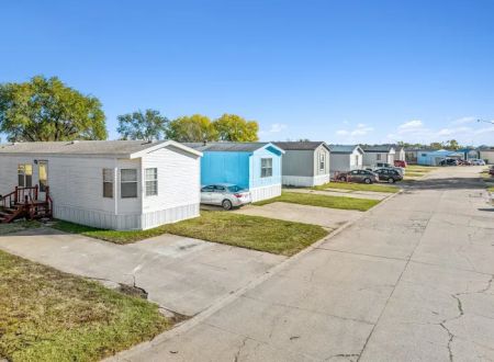 Cottonwood Grove Mobile Home Community
