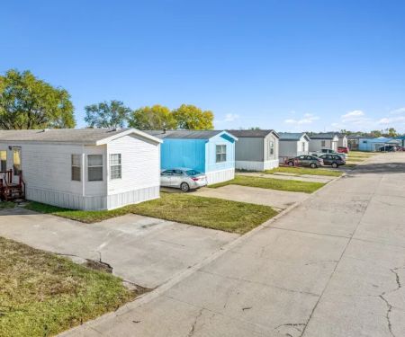 Cottonwood Grove Mobile Home Community