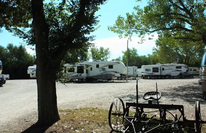 Deer Grove RV Park Picture 5