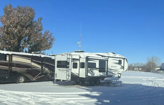 Camp The Range RV Park Picture 3