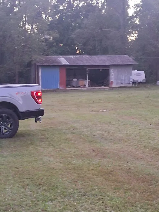 Happy Hideaway rv resort Picture 5