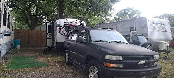 Alice's RV Park Picture 3