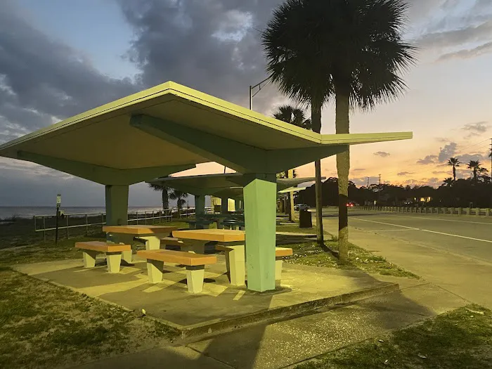 Carrabelle Beach RV Resort Picture 9