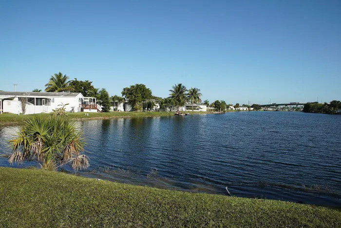 Everglades Lakes Picture 10