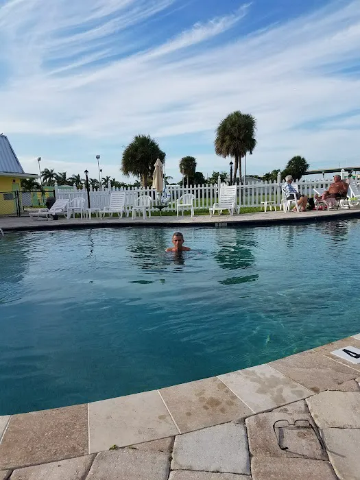 Everglades Lakes Picture 1