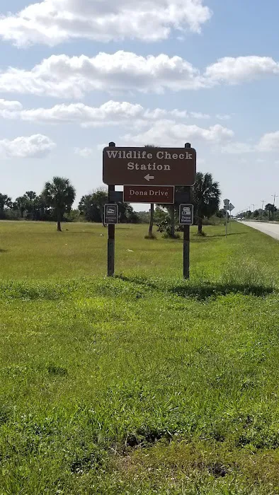 Dona Drive wildlife check station Picture 6