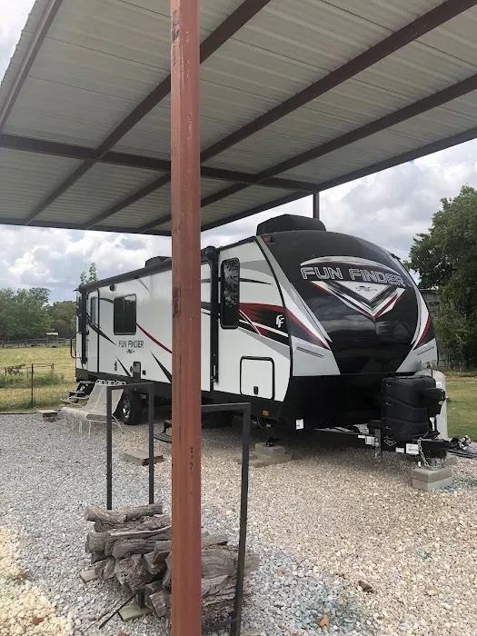 Big E's Lake Alvarado RV Park & Boat Repair/Storage Picture 8