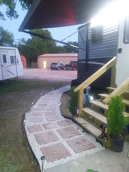 Rock N Robin RV Resort Picture 4