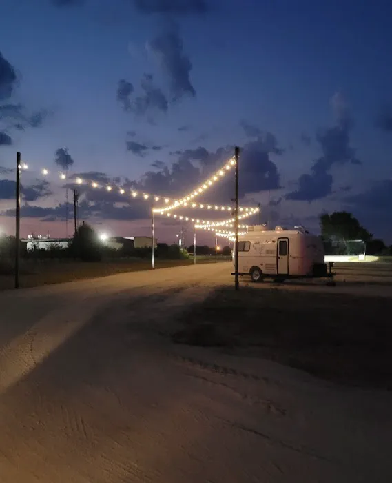 HOOK & LADDER RV PARK Picture 8