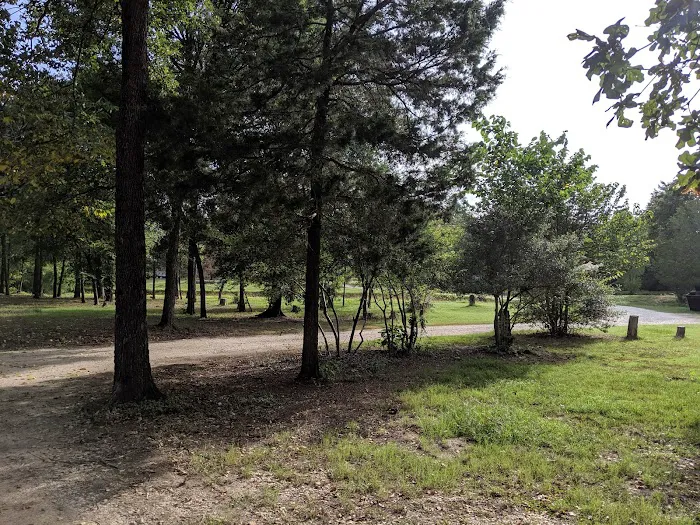 Cedar Grove RV Park & Campground Picture 3