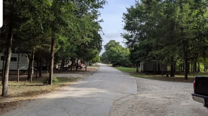 Cedar Grove RV Park & Campground Picture 10