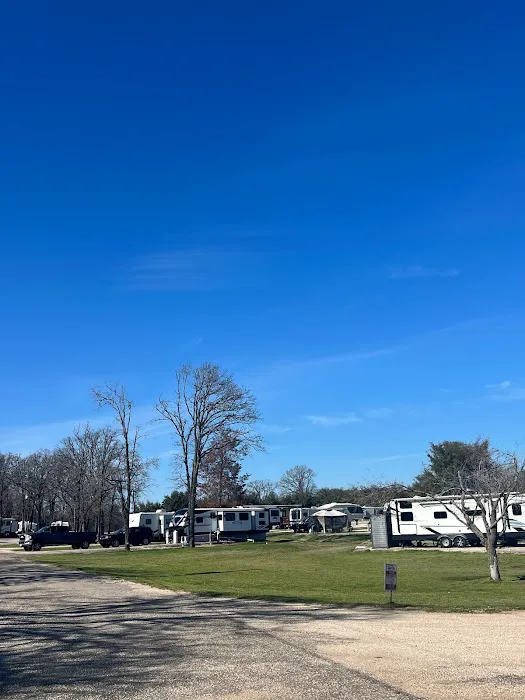 Patriot RV Park - Fairfield Picture 3