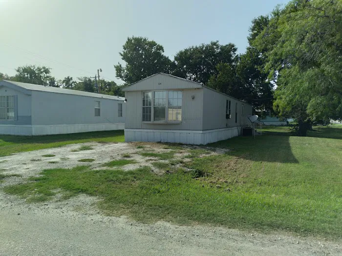 Sandell Mobile Home Park Picture 10