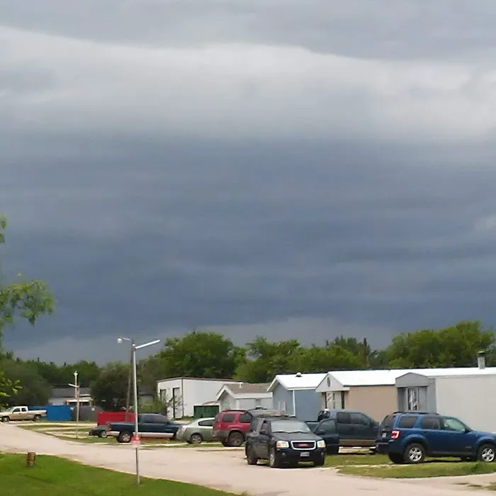 Sandell Mobile Home Park Picture 6