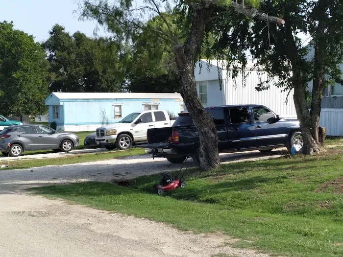 Sandell Mobile Home Park Picture 3