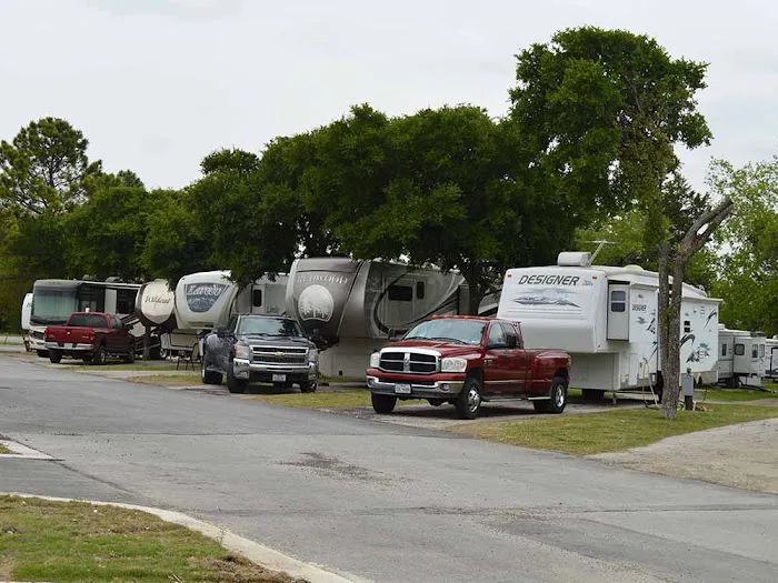 American RV Park Picture 7
