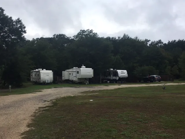Bella Rose Extended Stay RV Park Picture 4