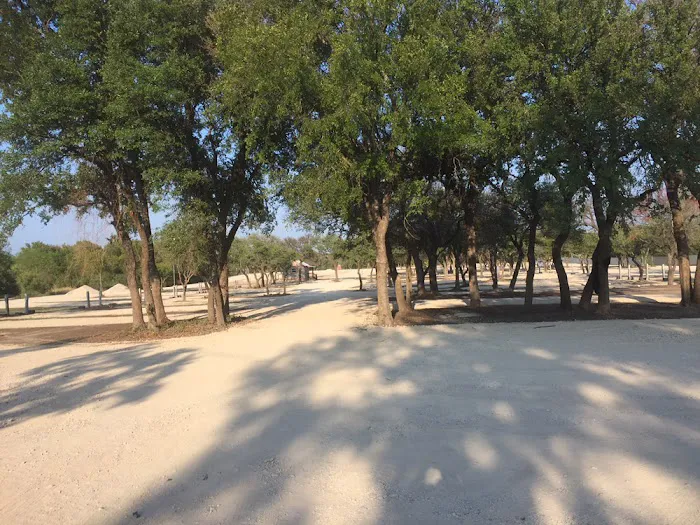Flat Rock Road RV Park Picture 5