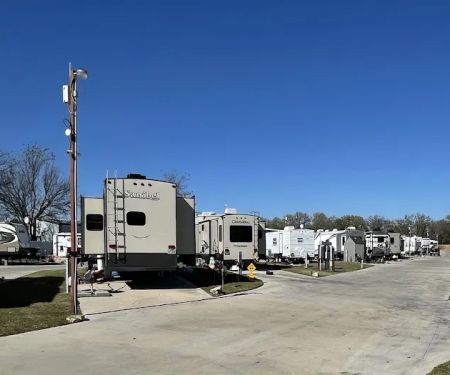 Valley Rose Rv Park & Storage