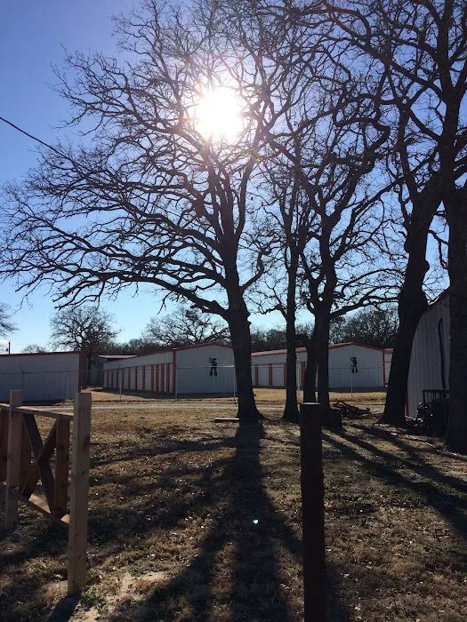 Red Roof RV Park & Storage Picture 2