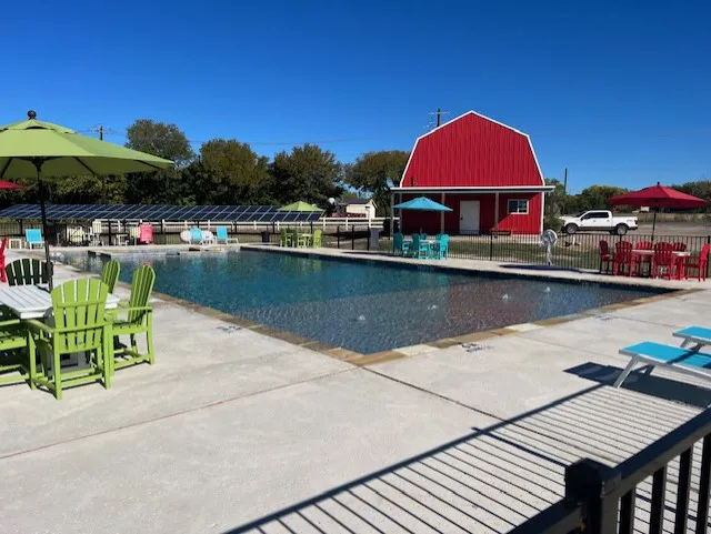 Midway Meadows RV Park Picture 4