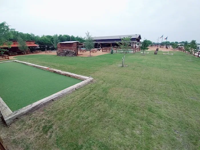 YELLOWROSE RV RESORT Picture 5