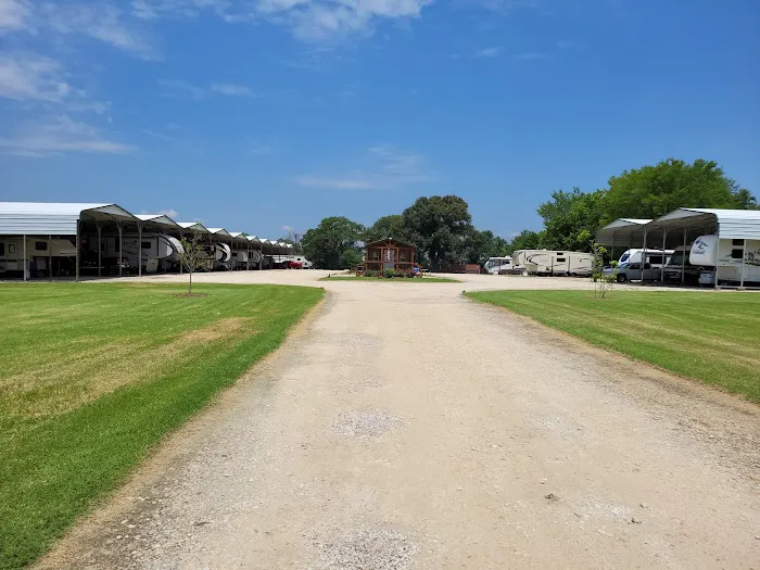 Long Branch RV Park Picture 7