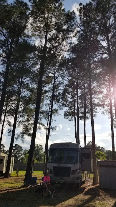 Glorey RV Park Picture 3
