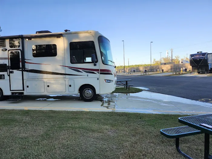 Love's RV Stop Picture 3