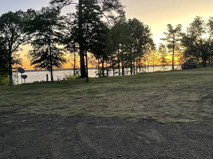 Captain's Fishing Resort Picture 6