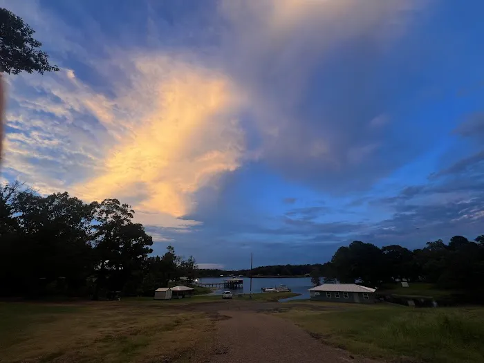 Toledo Bend RV Resort and Cabins Picture 1