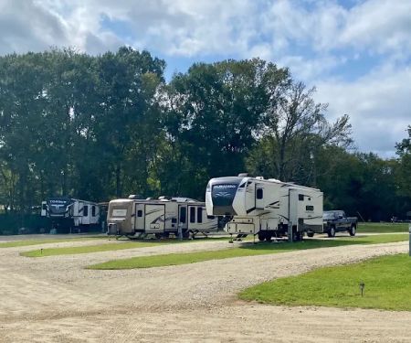 Nestled Pines RV Park
