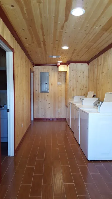 Fairway RV Park Picture 2