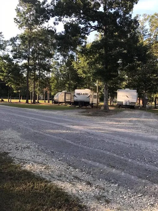 Bullfrogs & Butterflies RV Park Picture 8